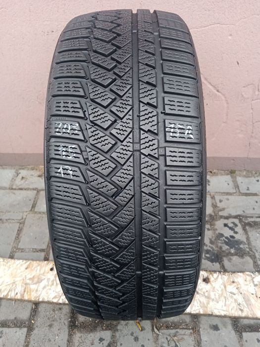 Opona zimowa pojedyncza Continental 205/45/17