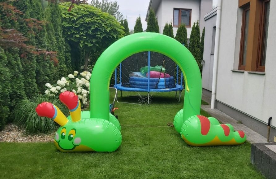 Kurtyna wodna dla dzieci gąsienica XXL