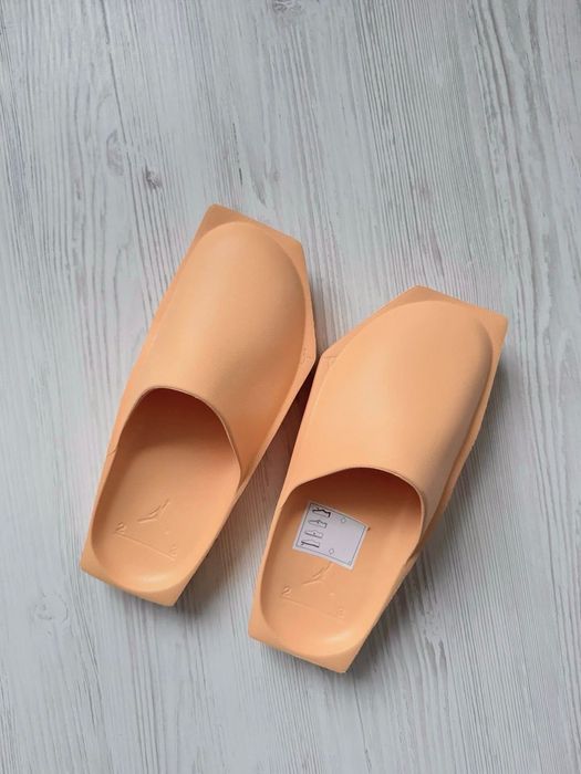 Жіночі нові тапочки взуття Nike Jordan 24 см розмір 37 Оригінал