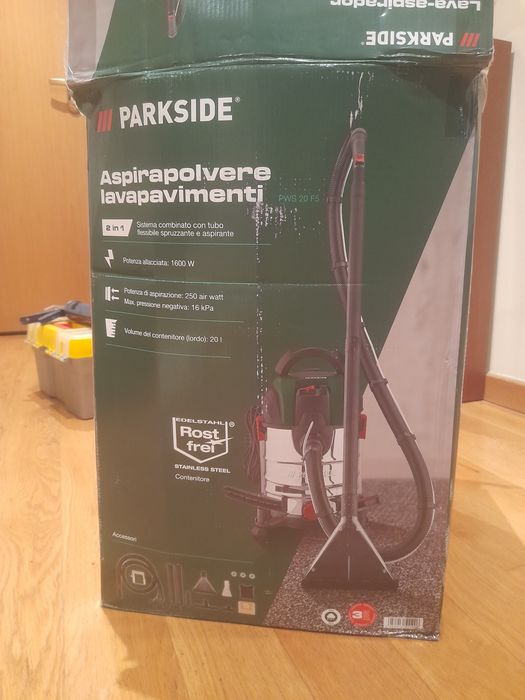 Aspirador e lavador de estofos