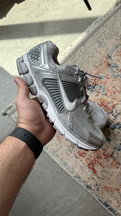 Кросівки Nike Zoom Vomero 5 “Photon Dust” оригінал