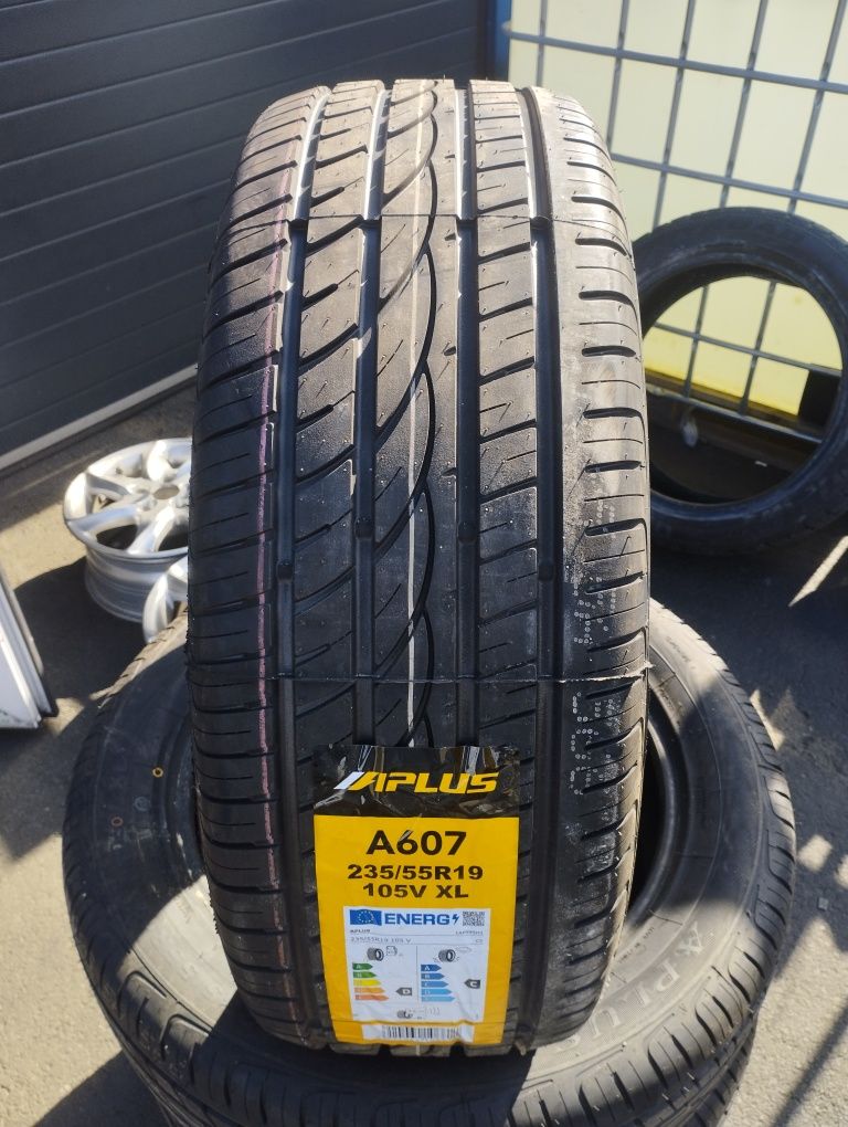 Шини Aplus A607 235/55 R19 105V XL нові