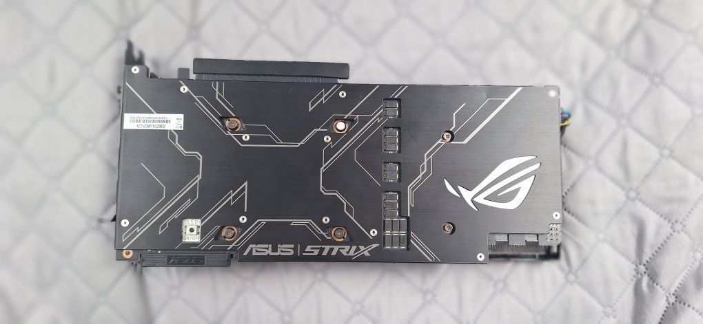 Karta graficzna RTX 2080super asus rog strix
