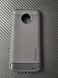 Etui na telefon Motorola Moto G6 + firmy Spigen