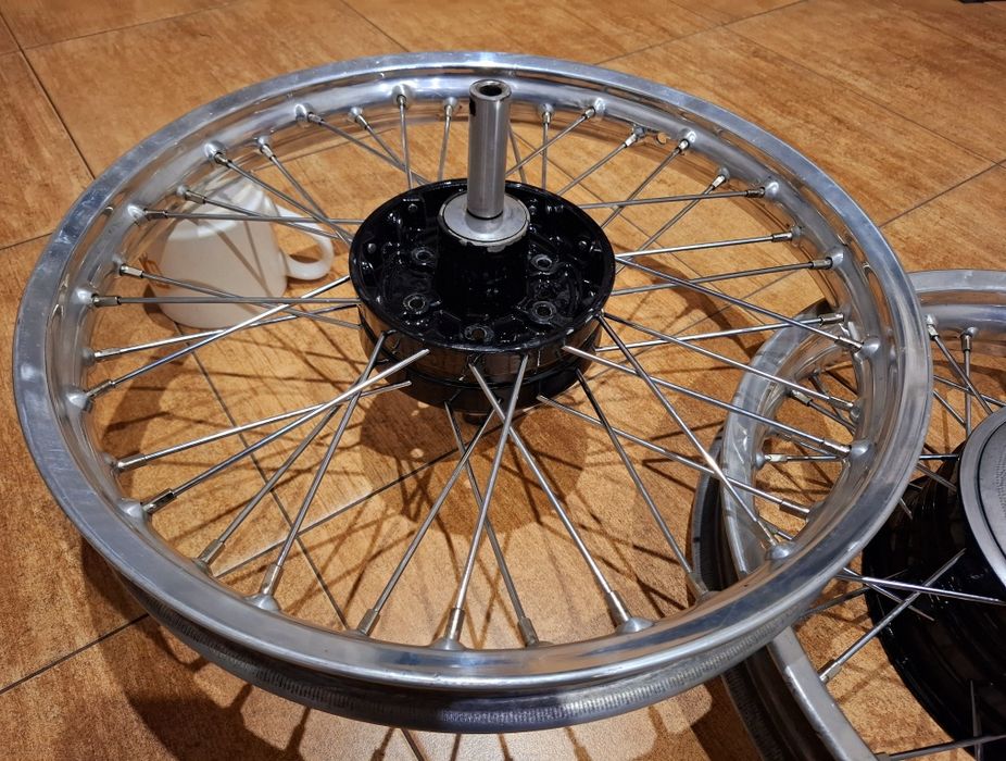 Komplet Kół Mz Etz 251 koło przód tył nie 150 250 ts ets trophy jawa