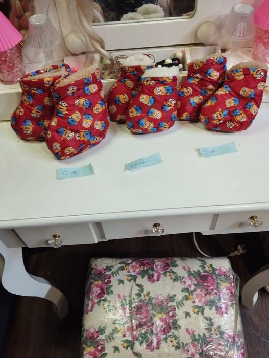 Сапожки,пинетки,тапки с меха,флиза теплые для детей(зайка) р10см,12см,