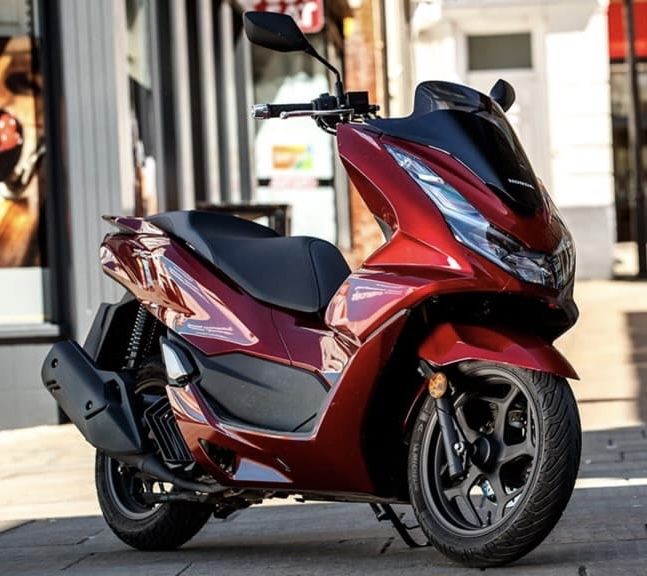 Aluguer mota Honda PCX