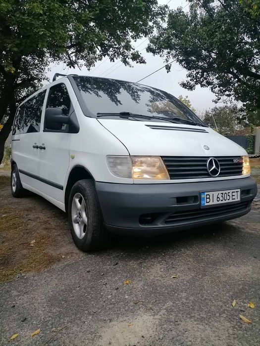 Продам автомобіль Mercedes Vito