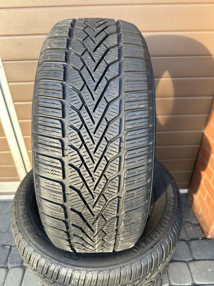 205/55 r15 Semperit Speed- Grip 2