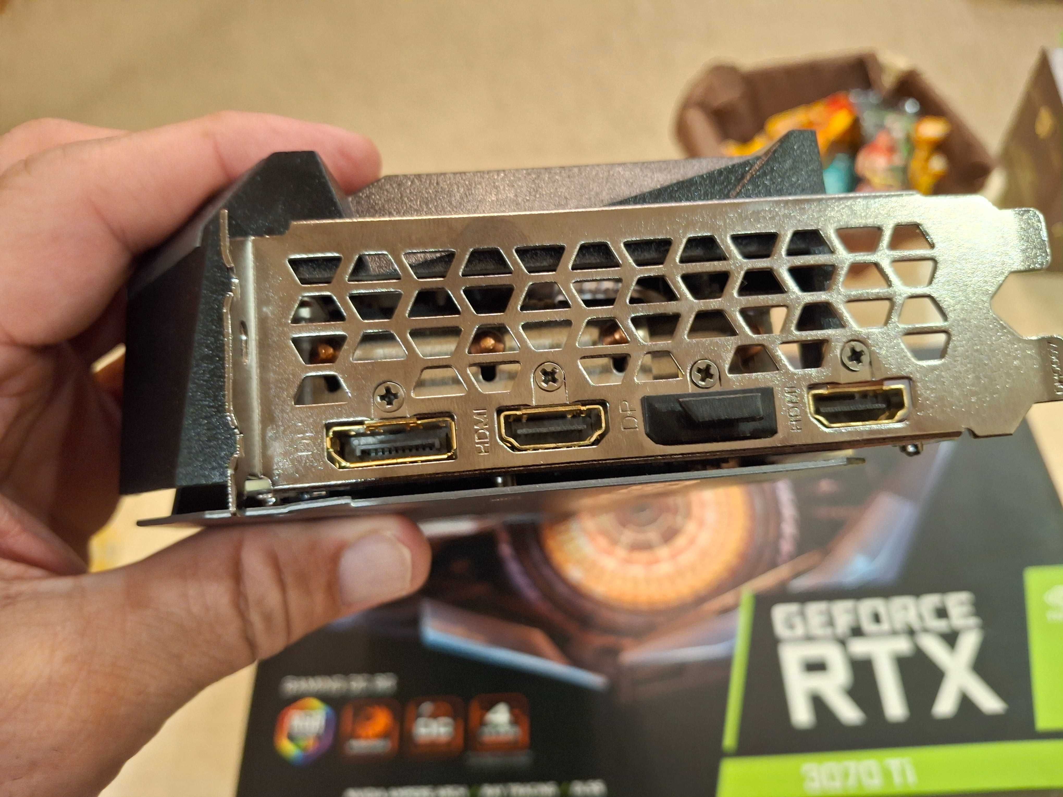 Продам відеокарту GIGABYTE GEFORCE RTX 3070 TI  OC