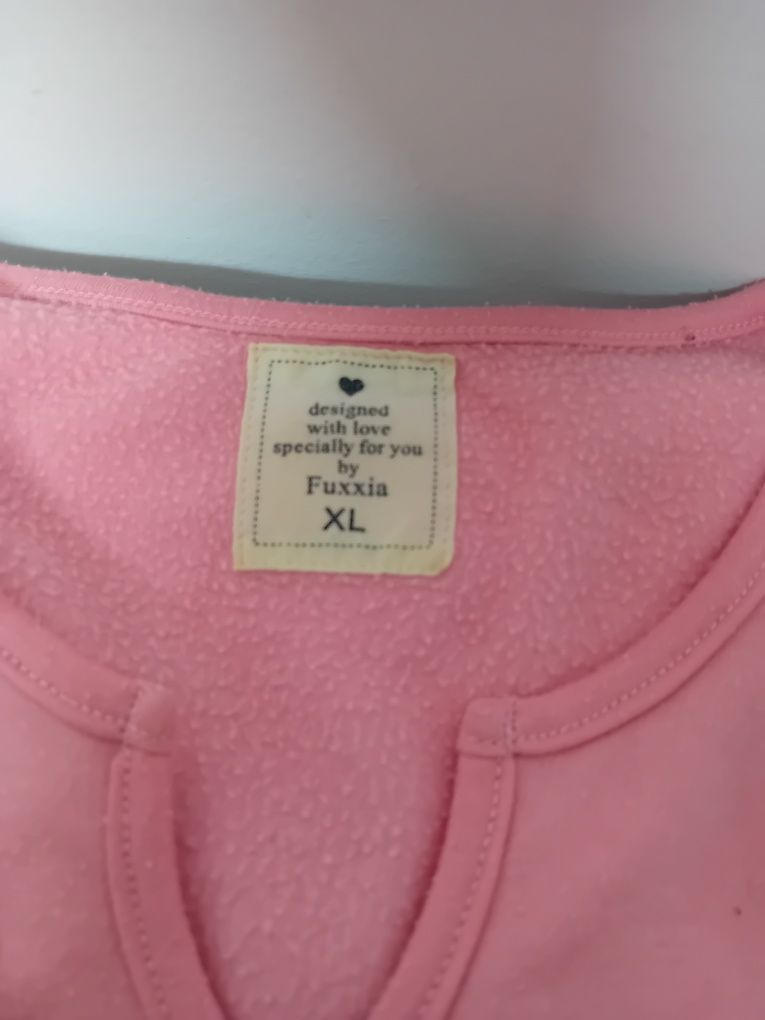 Pijama de senhora rosa e cinzento