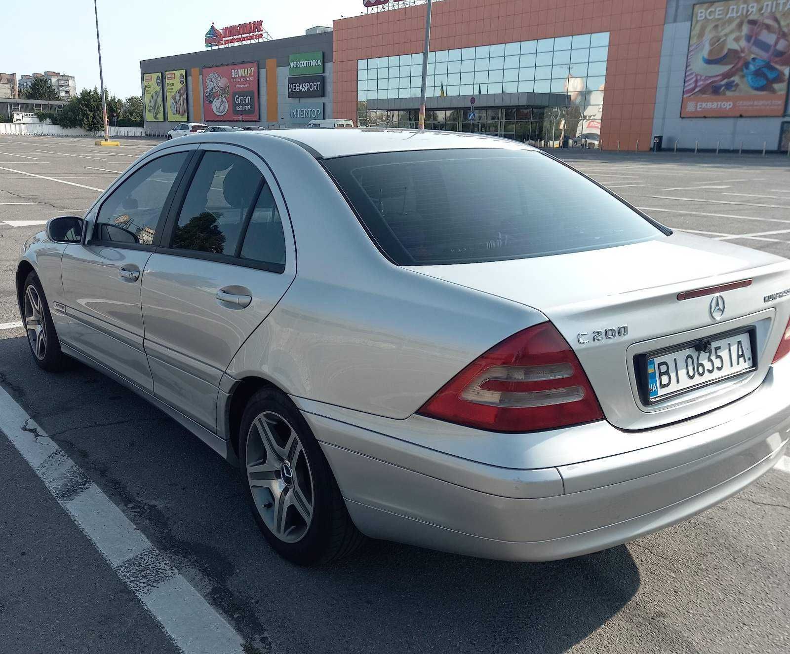 Mercedes-Benz C200 W203 C-Class