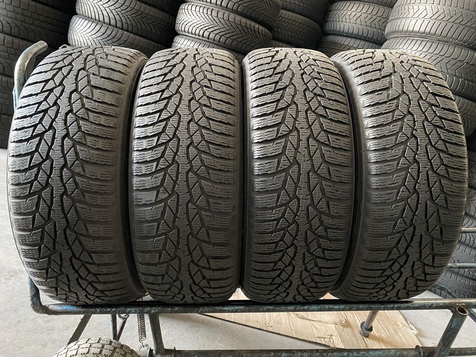 Шини 215/60/16 - 4шт Nokian WR D4 зима