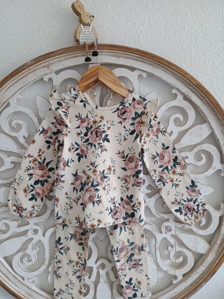 NEWBIE komplet bluzeczka plus legginsy rozmiar 92