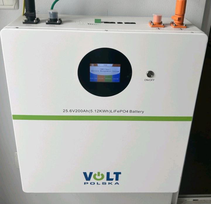 Інвертор гібрид в комплекті з акумулятором