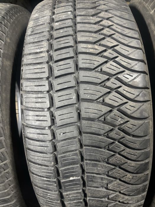 Шини зимові R16 235/60 BFGoodrich 4шт.(ціна за скат)2017рік