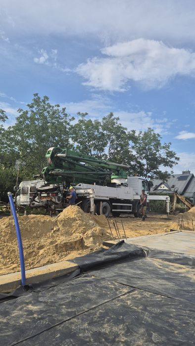 Budowa Domow stany surowe murowanie posadzki przemysłowe