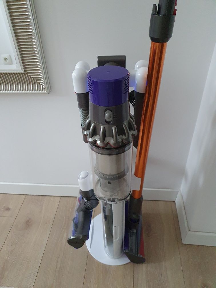 Sprzedam Dyson cyclone v10 -stacja przenośna dokująca