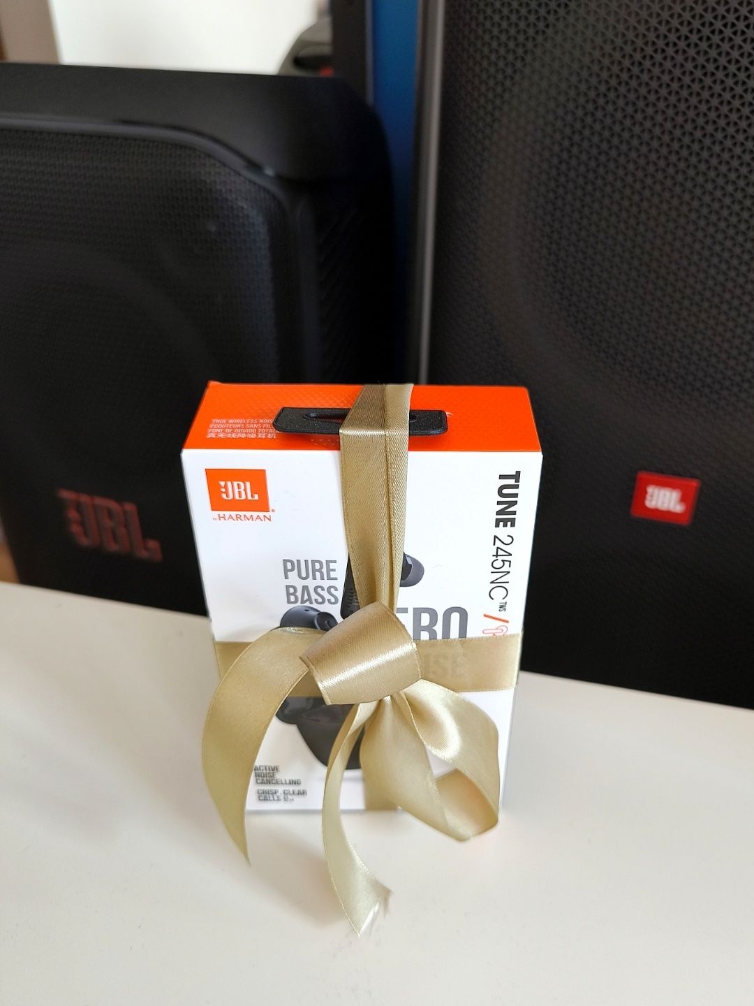 Słuchawki douszne dokanałowe czarne JBL Tune 245 NC bluetooth nowe