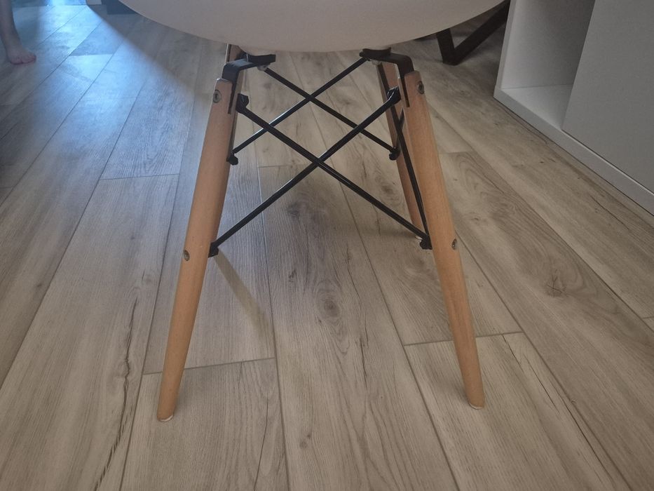 6 krzeseł,  salon, kuchnia