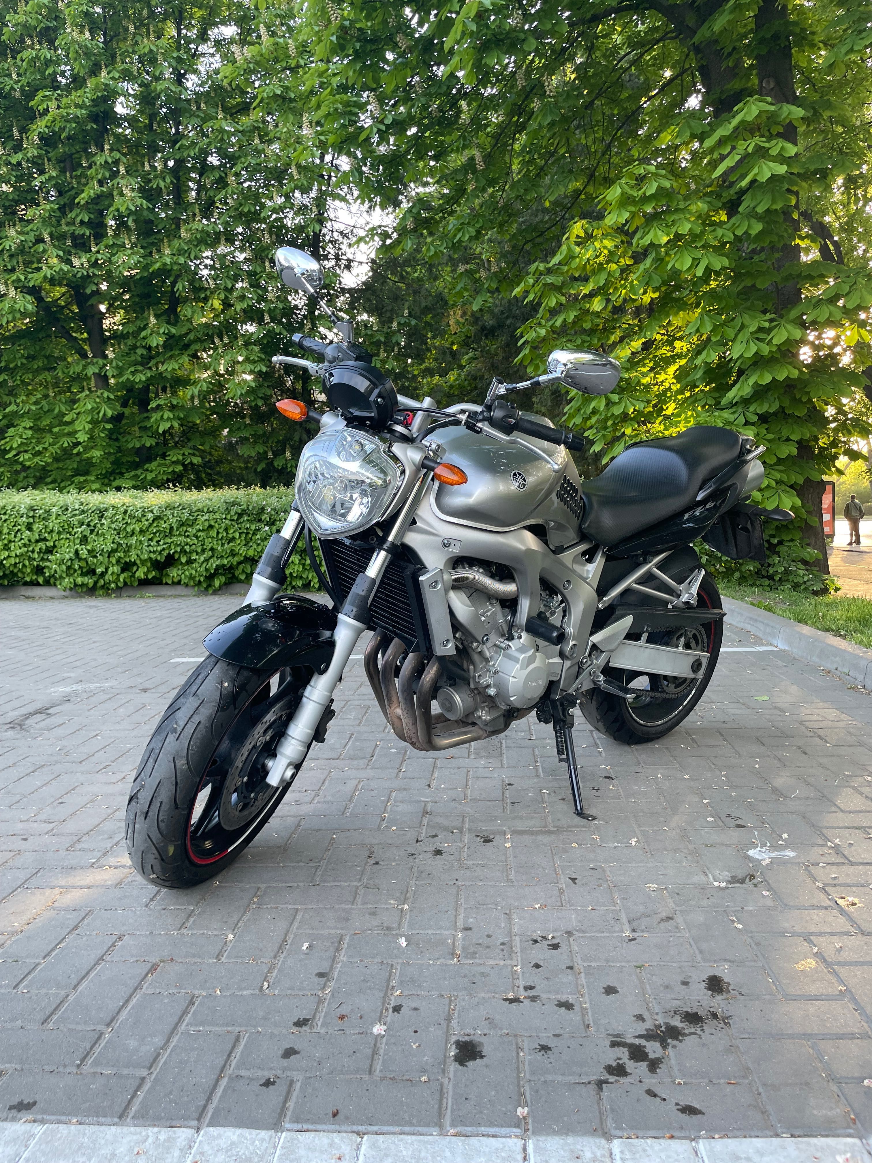 Yamaha fz6 fazer