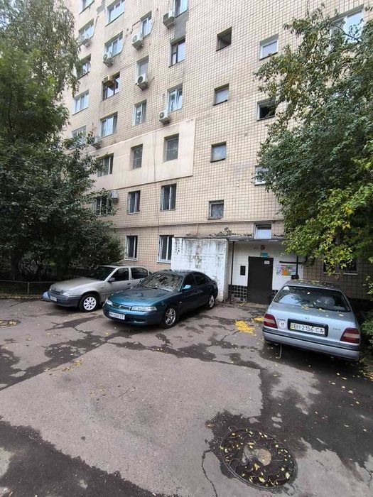 Продам 4-х комнатную на Таирова. Королёва/Инглези.и Кирпич. Программы!