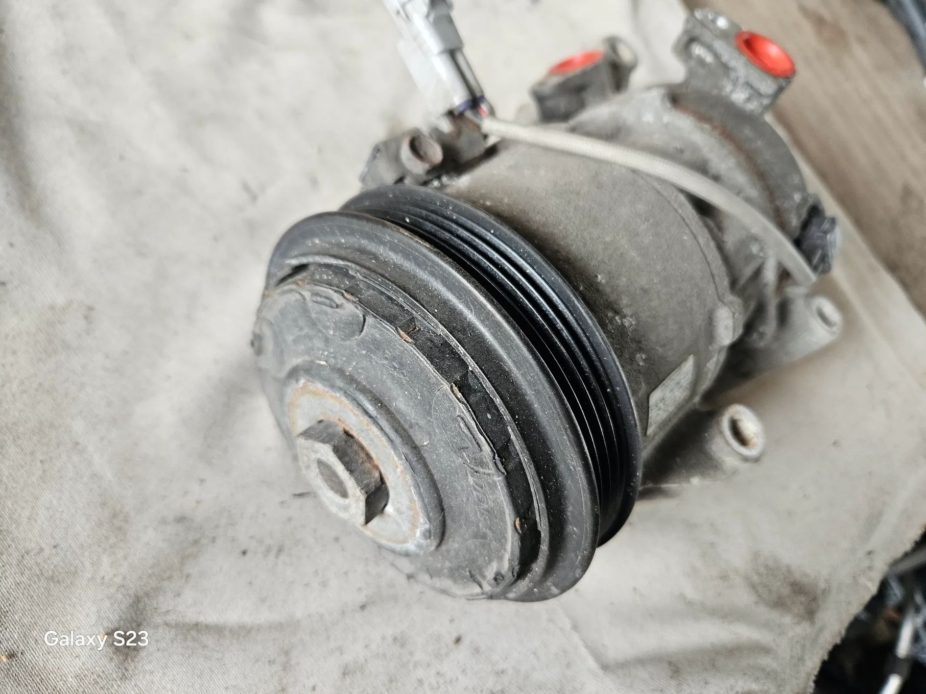 Sprężarka kompresor klimatyzacji Toyota Verso S 1,33 benzyna 447260-4201 5TSE10C Denso