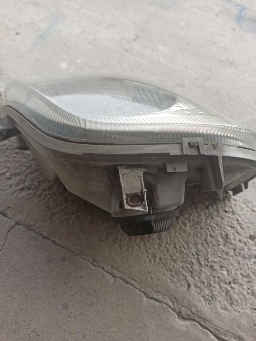 Lampa prawa Renault Master II