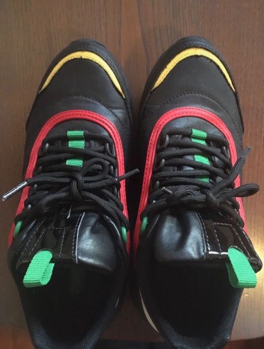 Sapatilhas / Tenis Benetton, 36