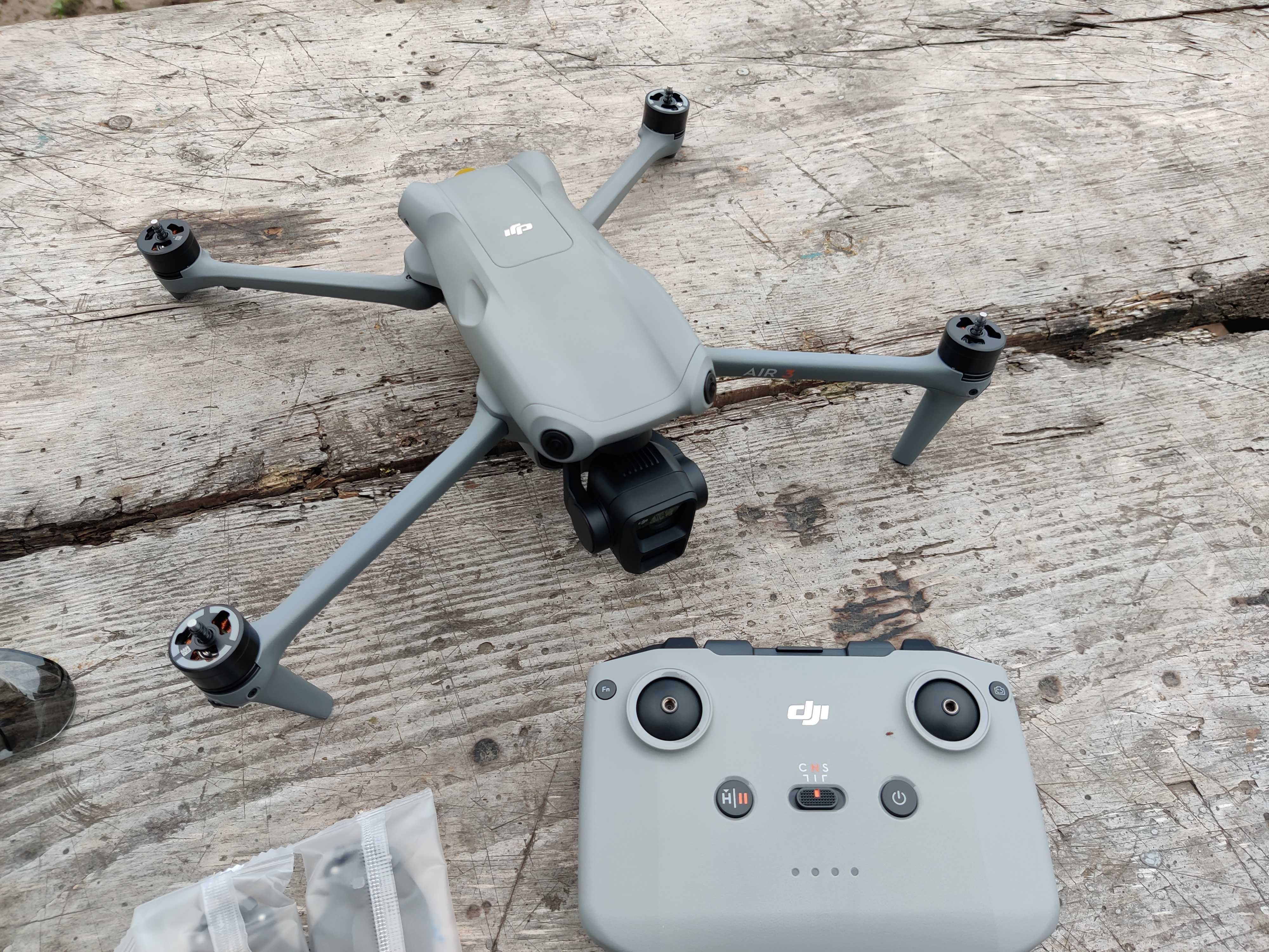 НОВИЙ DJI Air 3 (DJI RC-N2) дрон квадрокоптер 3x zoom drone Mavic