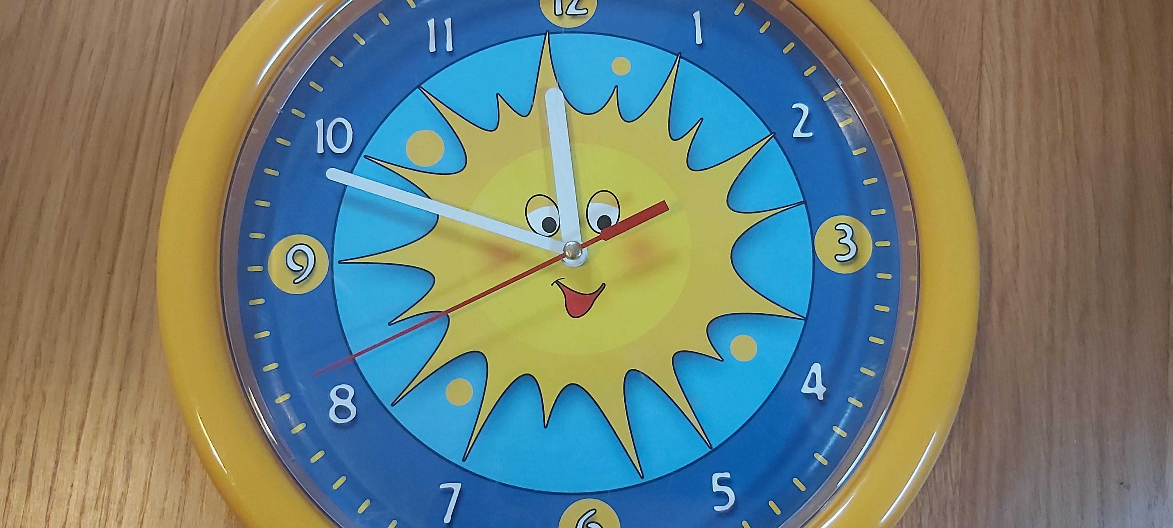 Zegar słoneczko dla dzieci. Stan bardzo dobry.