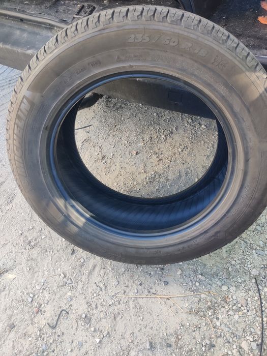 4 pneus Michelin Latitude 235/60/18