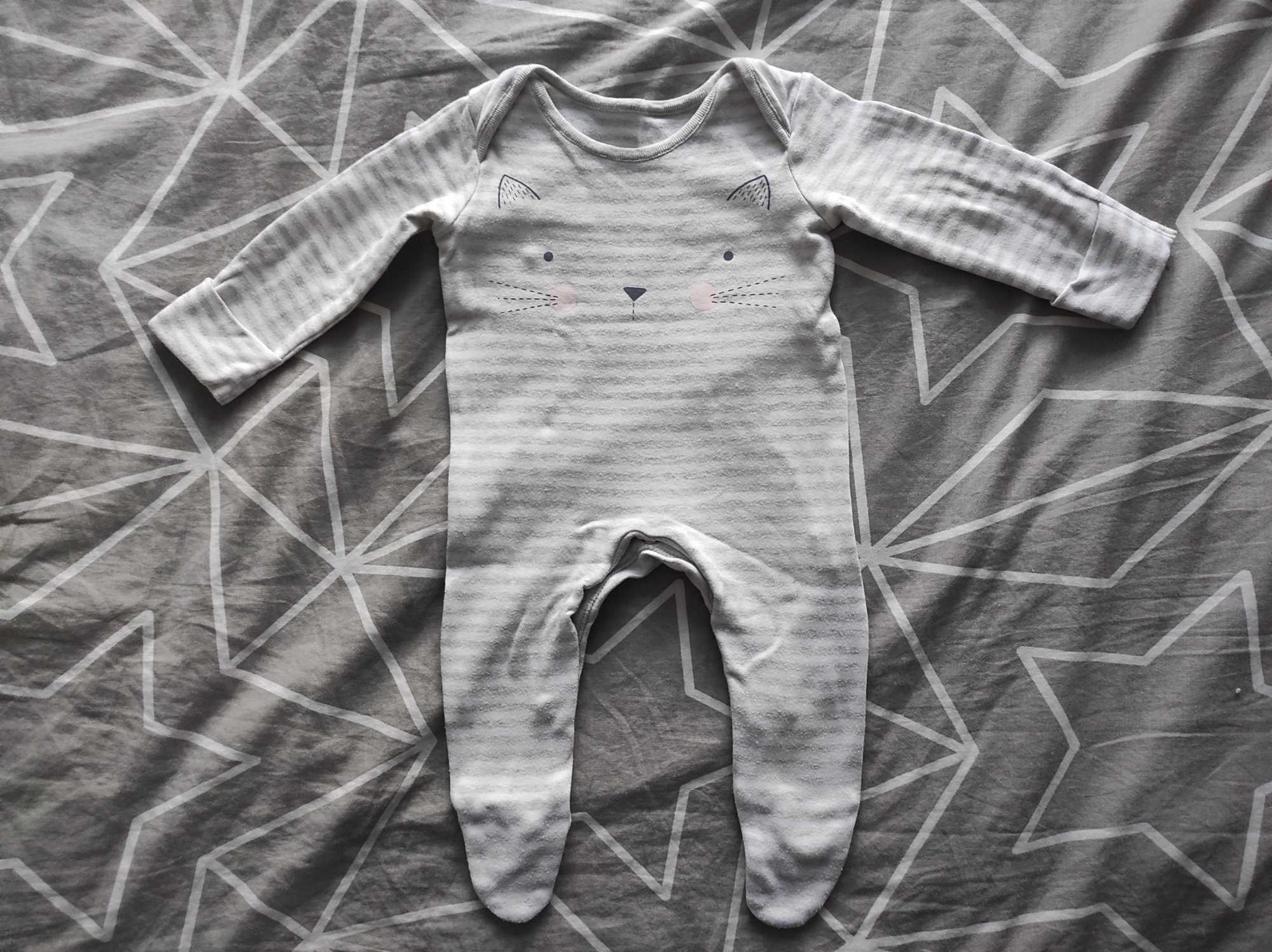 Pajacyki, ubranka dla niemowląt rozmiar 62
