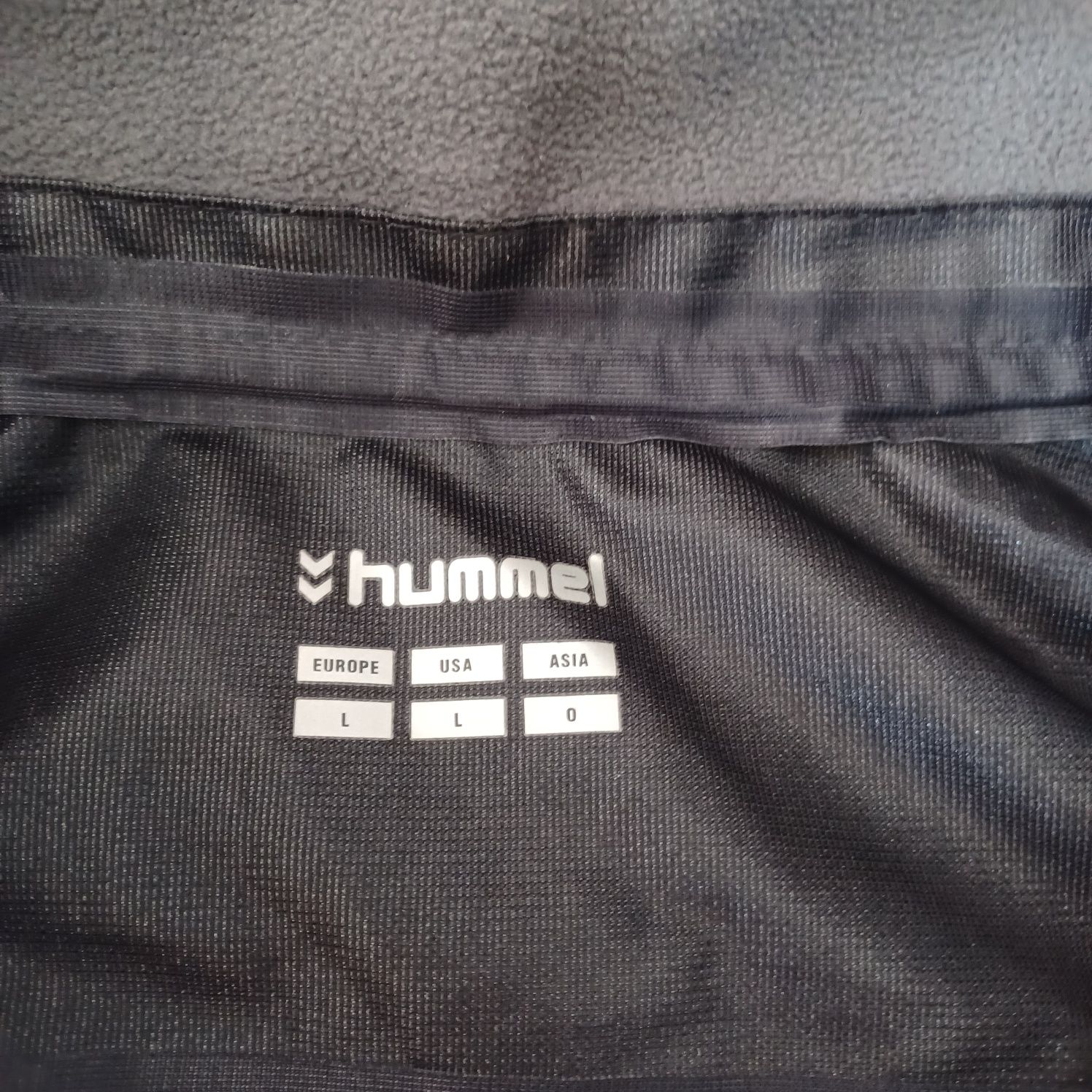 Kurtka firmy HUMMEL wiatro i wodoodporna nowa L/ salon 569 zł