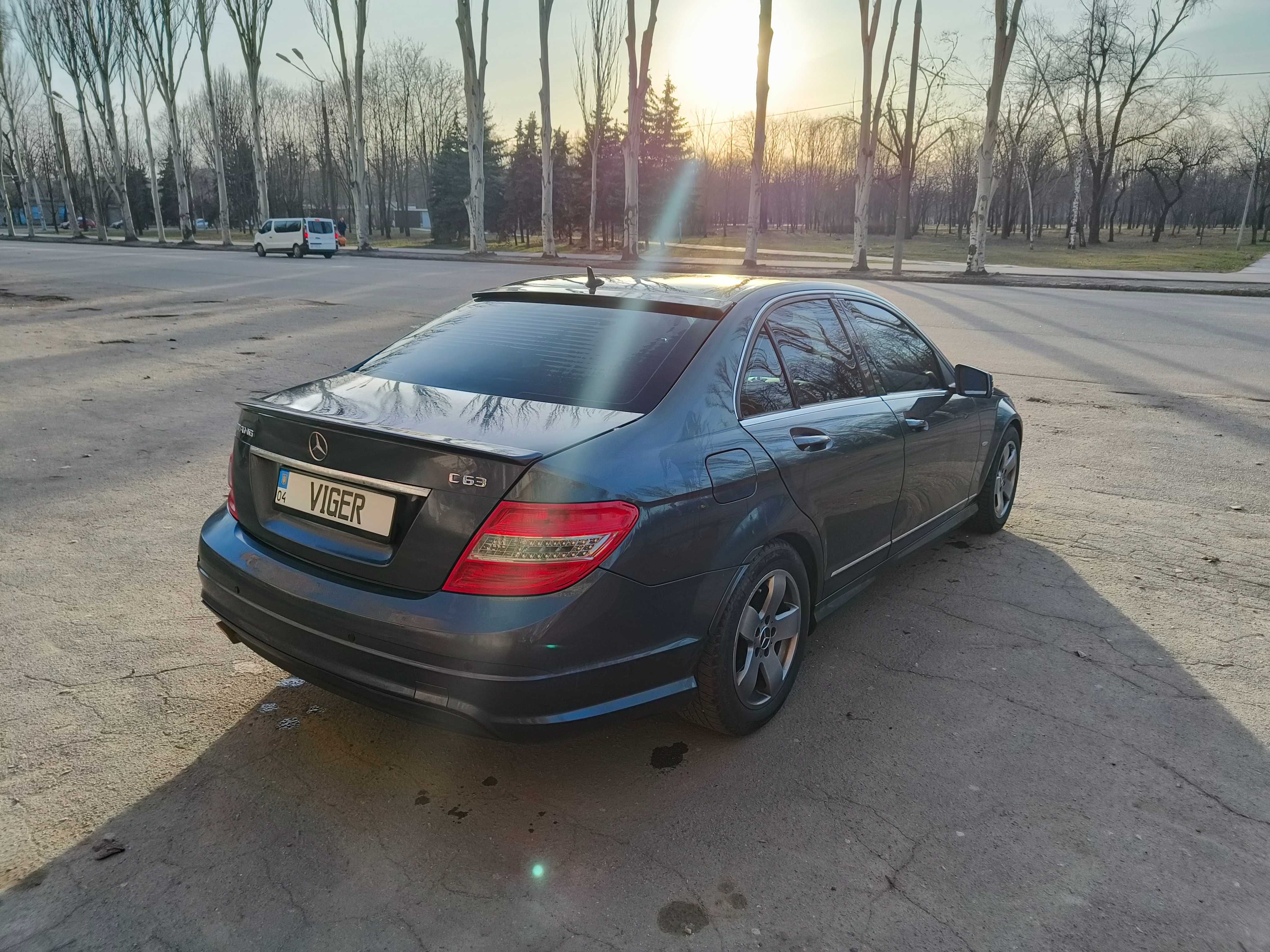 Mercedes Benz C-180 AMG C-class Avantgarde