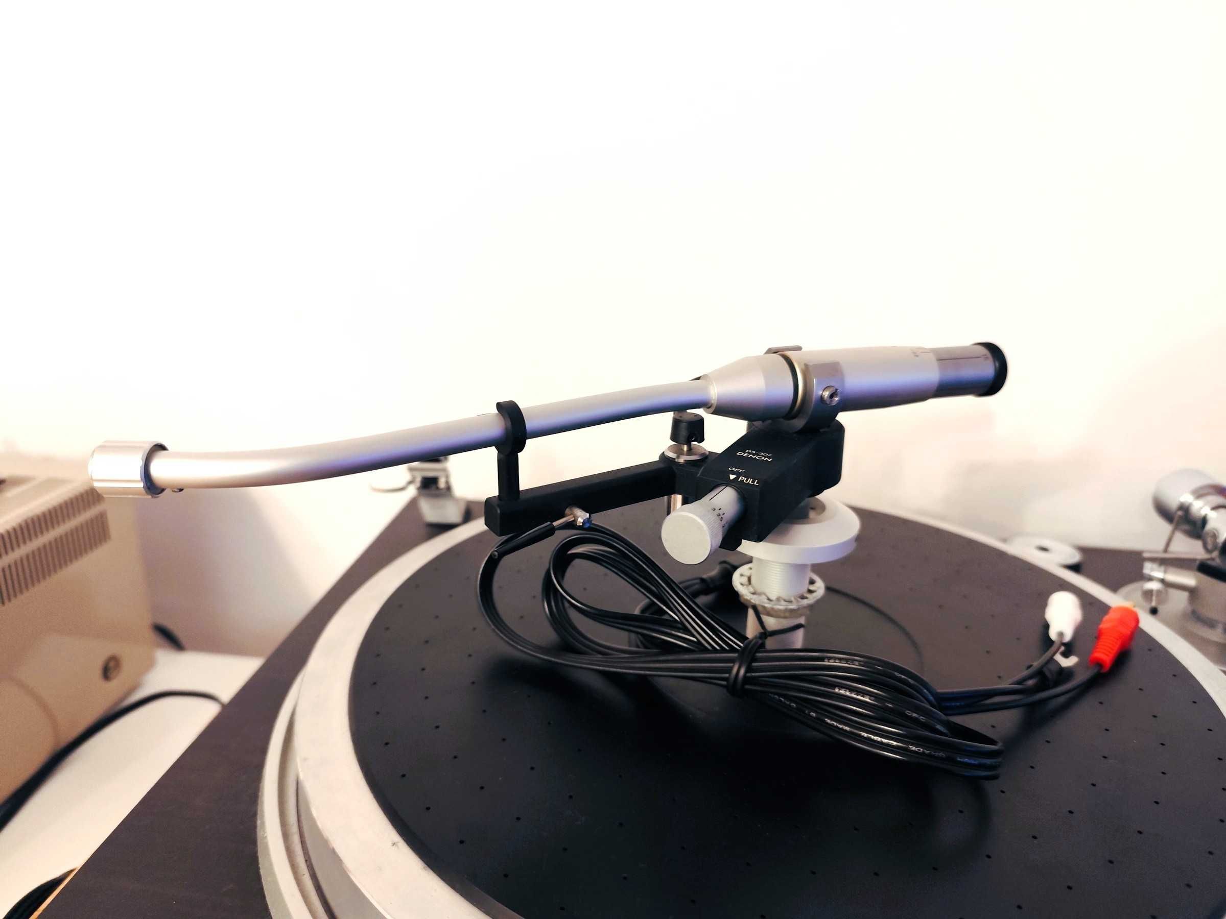 Braço com VTA Denon DA 307