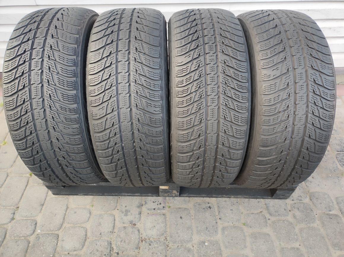 235.55.18 komplet Nokian WR SUV 3