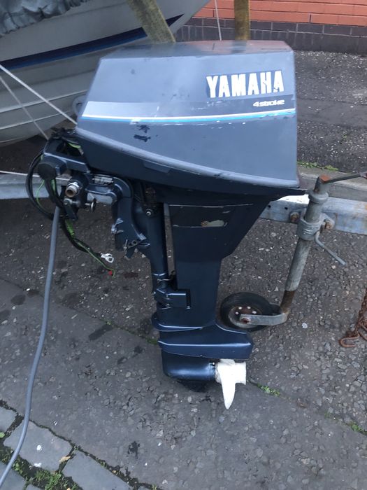 Yamaha 9.9 silnik zaburtowy
