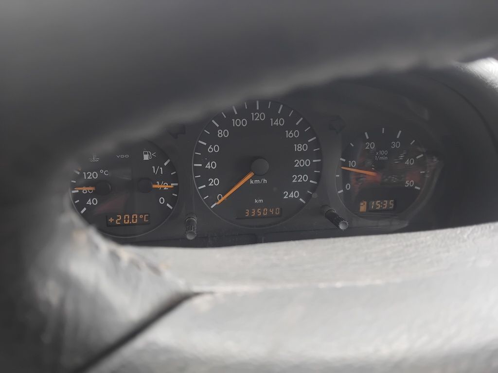 Продаєця Мерседес ML 270