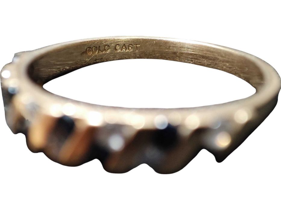 Złoty pierścionek 585/2,0 g R13