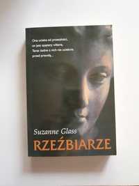 Rzeźbiarze  Suzanne Glass