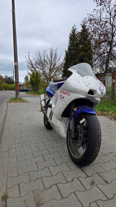 Yamaha R6 RJ03 600cc (tor, torówka, torowy, sport, ścigacz)
