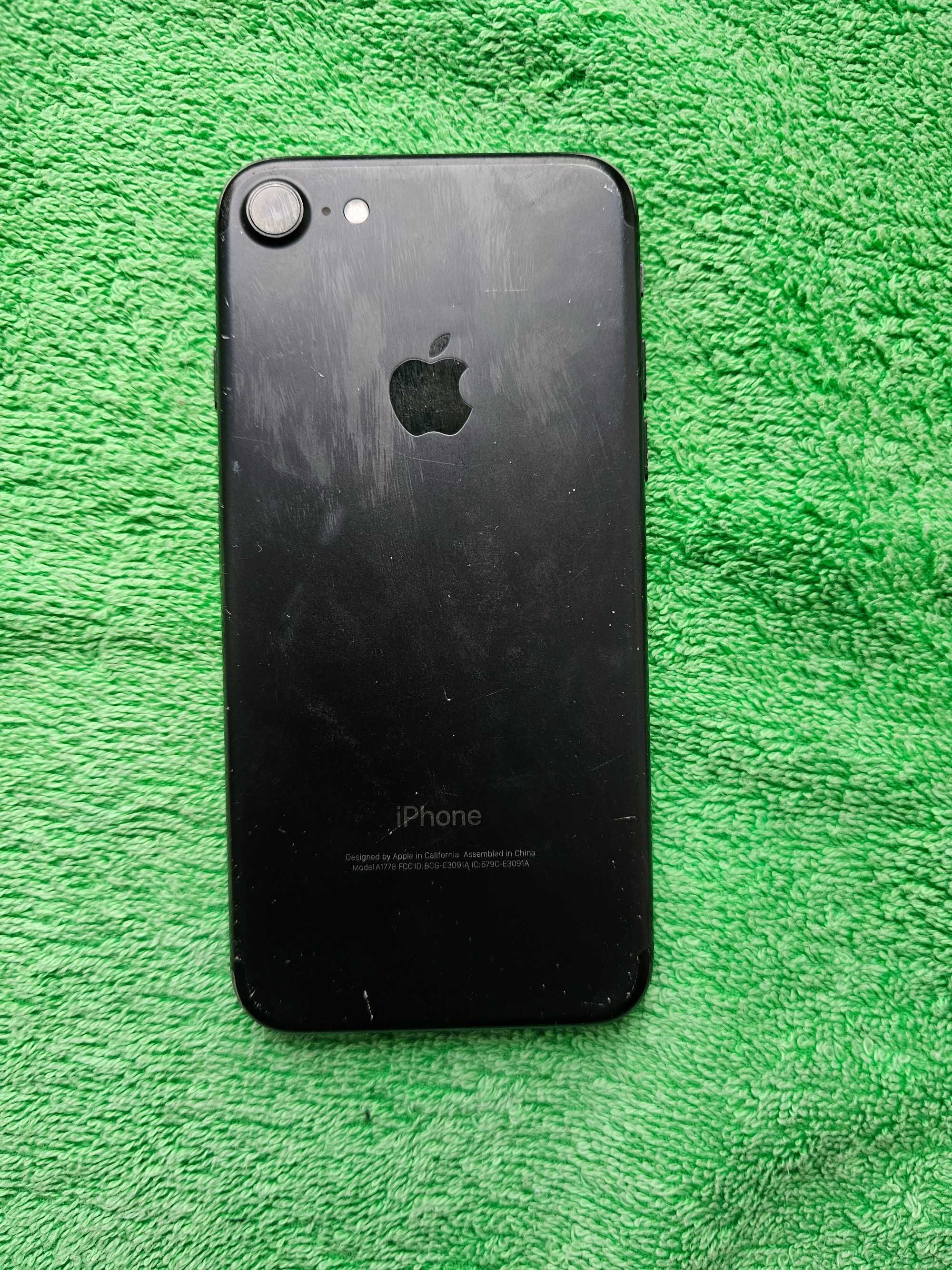 Apple iPhone 7 A1778

 original