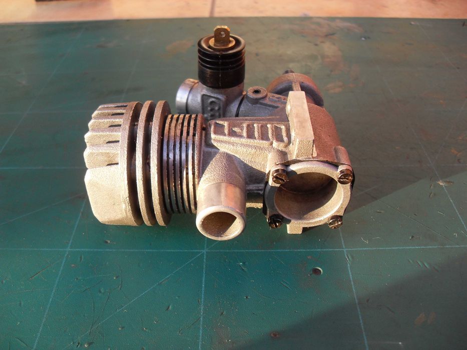 SILNIK Nitro Spalinowy Modele RC 21 3,5 ccm