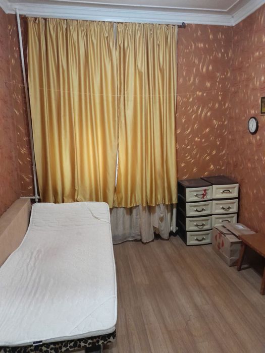 Продам кімнату у 2х кім.