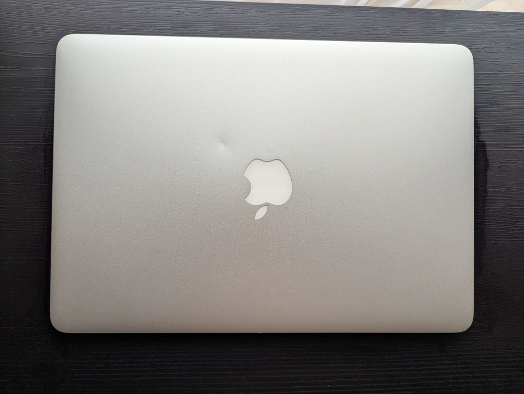 Macbook air 2017 8/256
