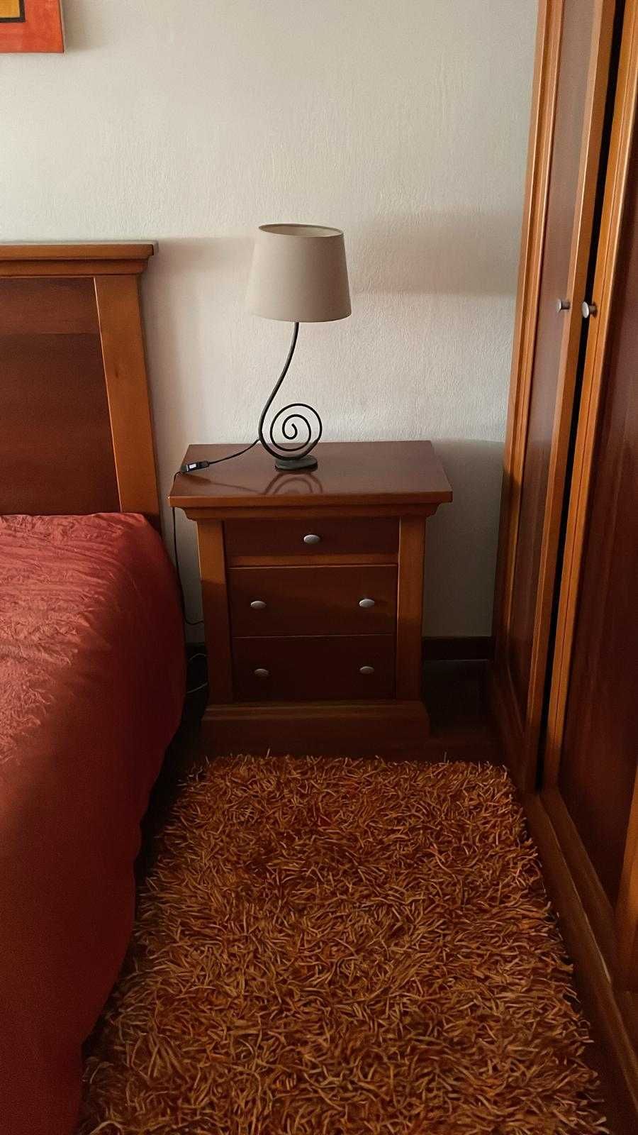 Vendo mobilia de quarto de casal