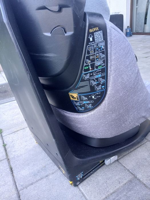 Fotelik samochodowy 9-18 Maxi cosi Axissfix