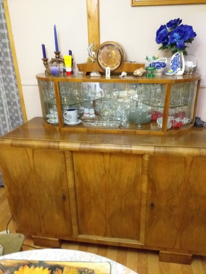 Sprzedam Bufet z lat 50tych