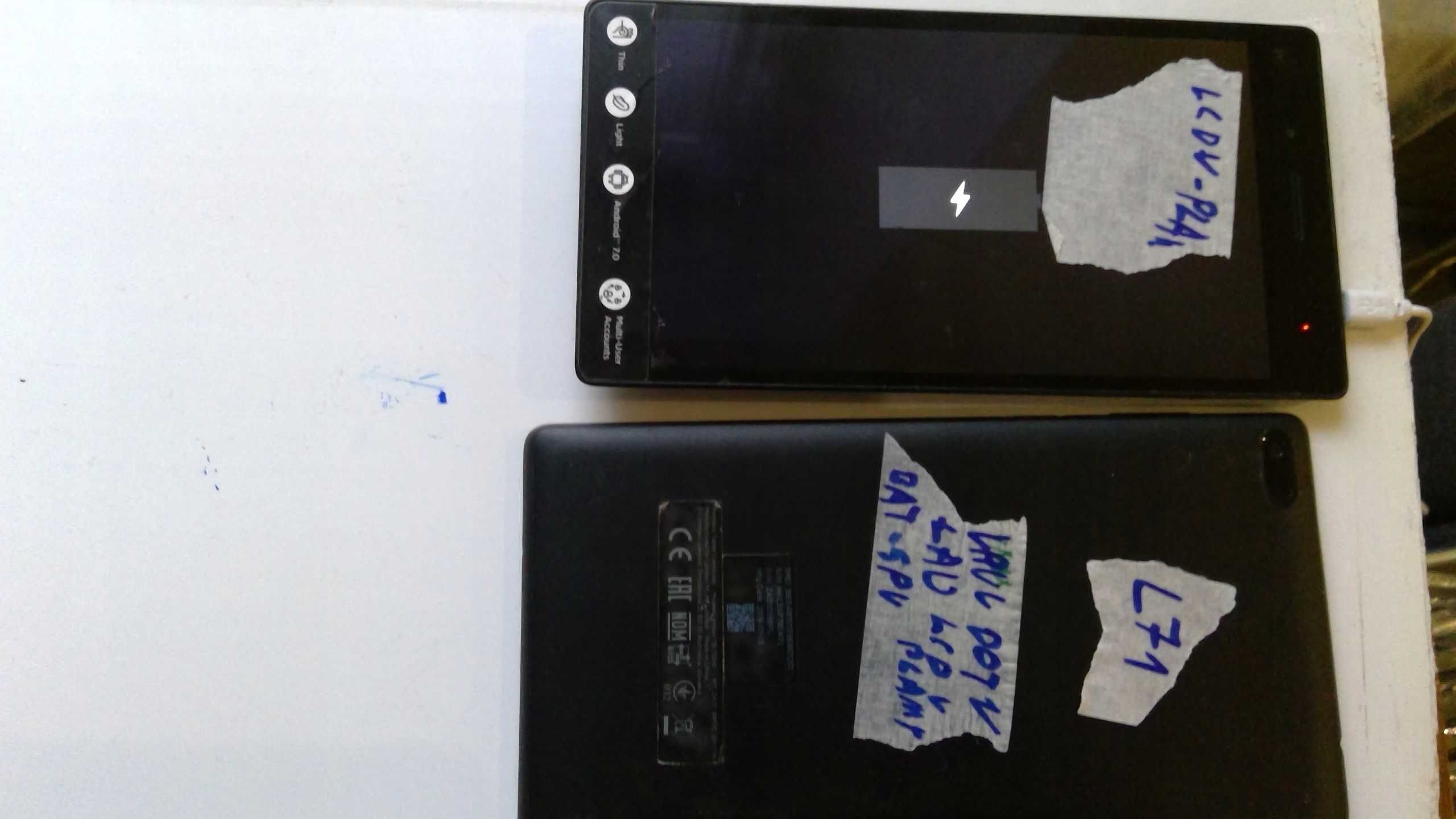 Tablet Lenovo TB-7304L L71